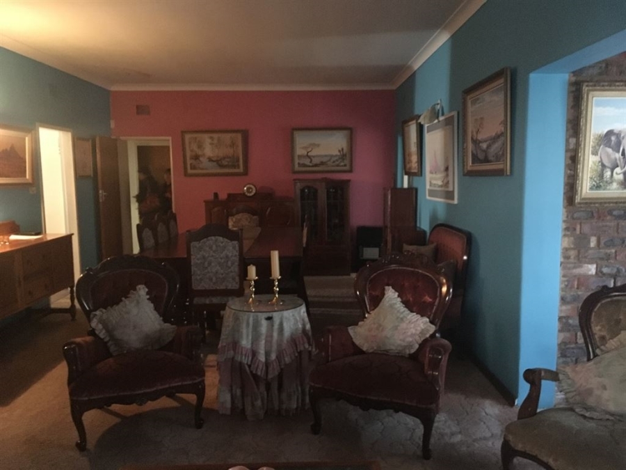 6 Bedroom Property for Sale in Parys Free State